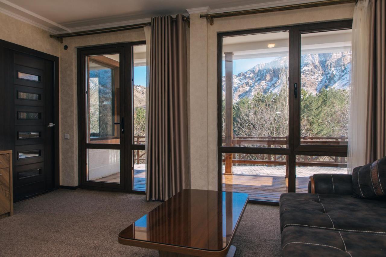 Archazor Mountain Resort Chimgan Exteriér fotografie
