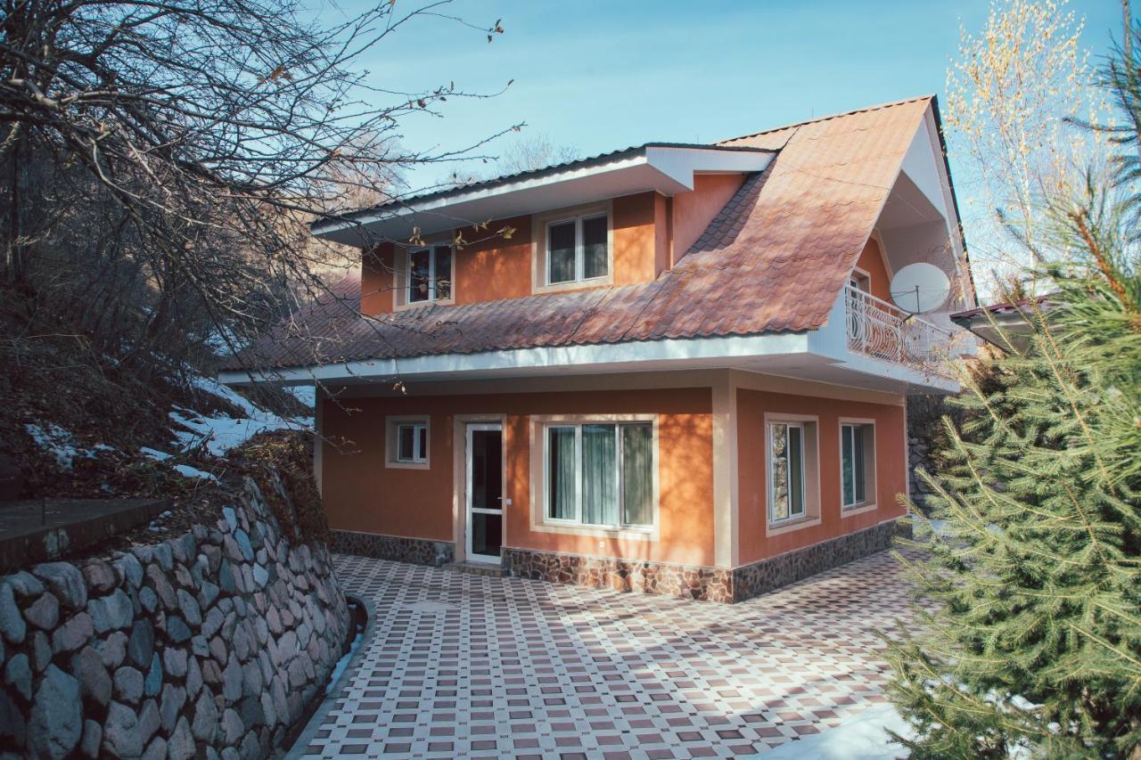 Archazor Mountain Resort Chimgan Exteriér fotografie